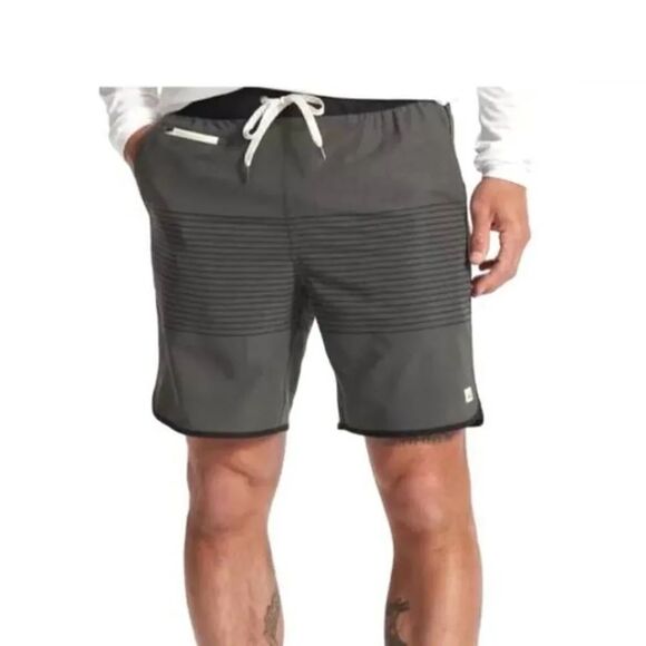 Vuori Other - Vuori Men’s “Banks” Hybrid Short 7” Inseam Linerless sz Small